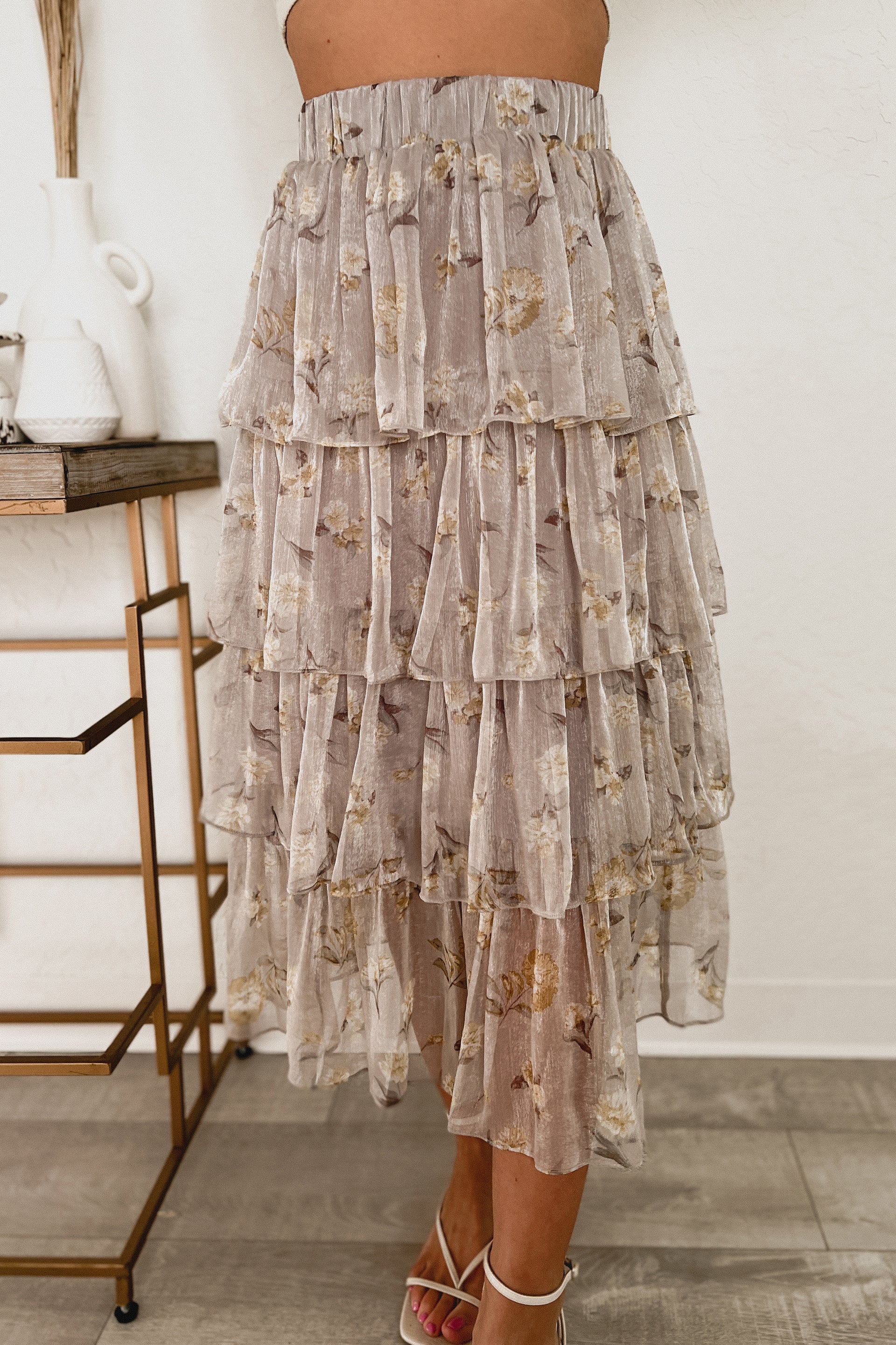 Little Get Away Tiered Floral Midi Skirt (Gray) – NanaMacs
