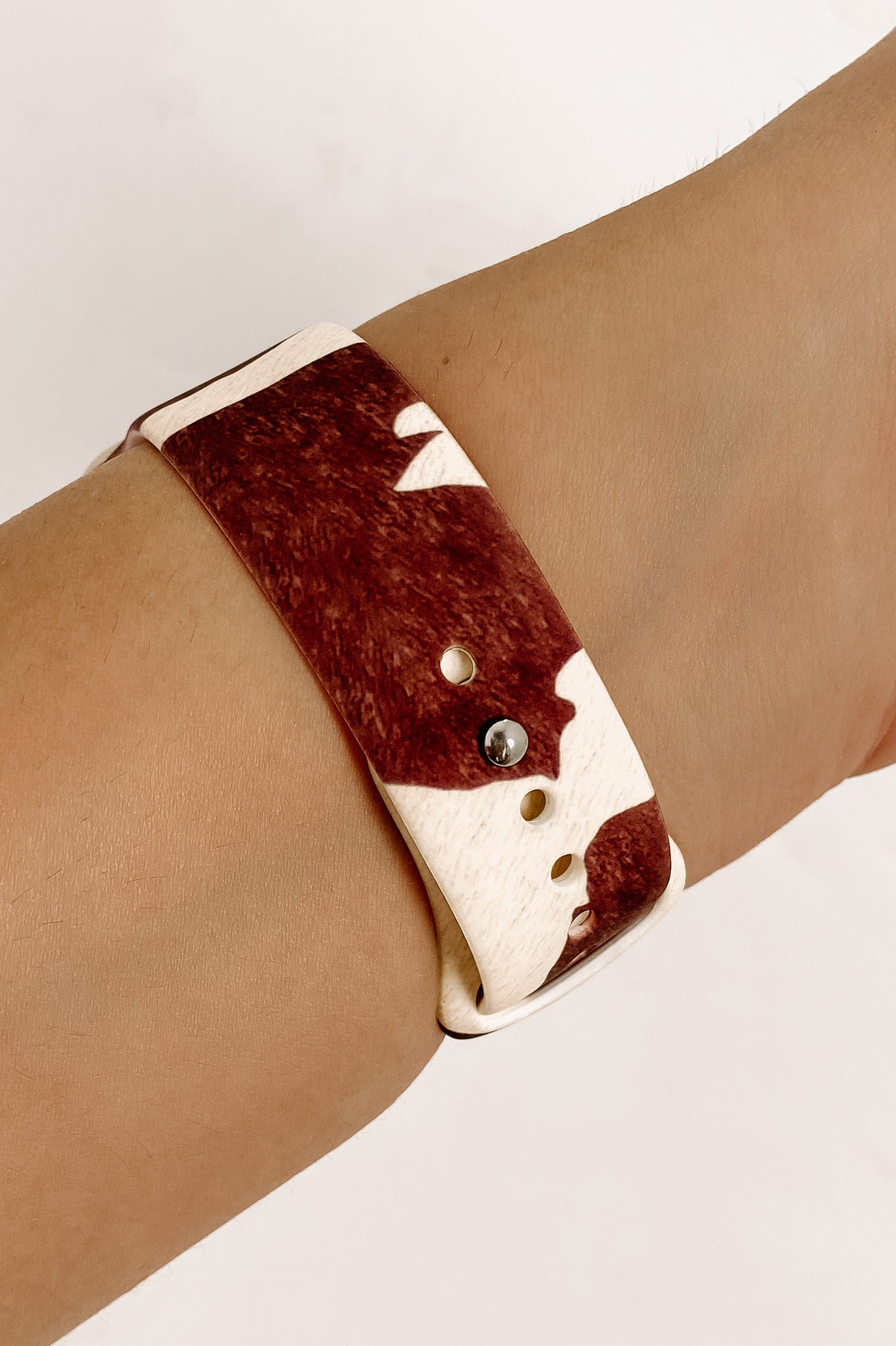 Cow Print Silicone Apple Watch Band (Dark Brown Cow) - NanaMacs