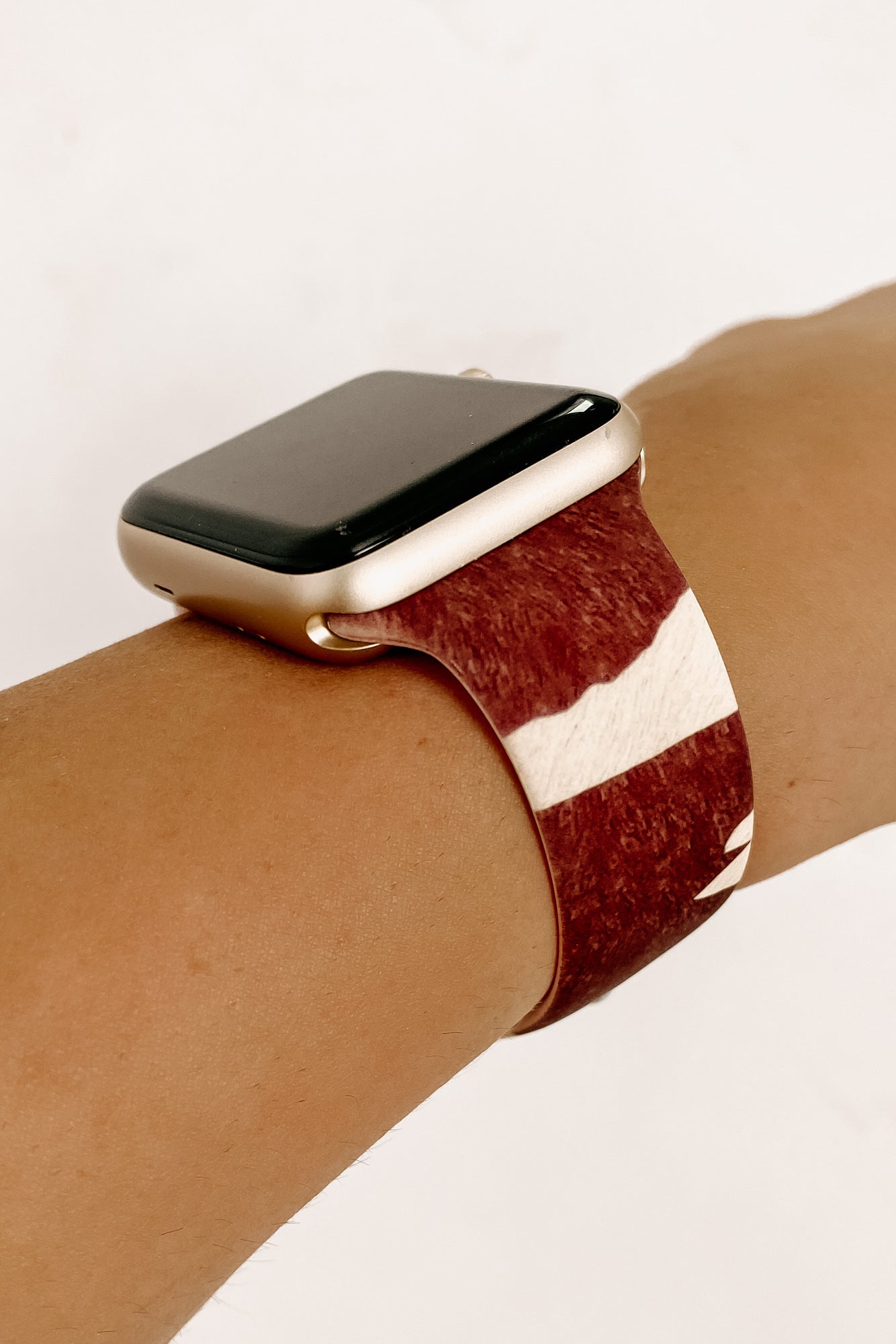 Cow Print Silicone Apple Watch Band (Dark Brown Cow) - NanaMacs