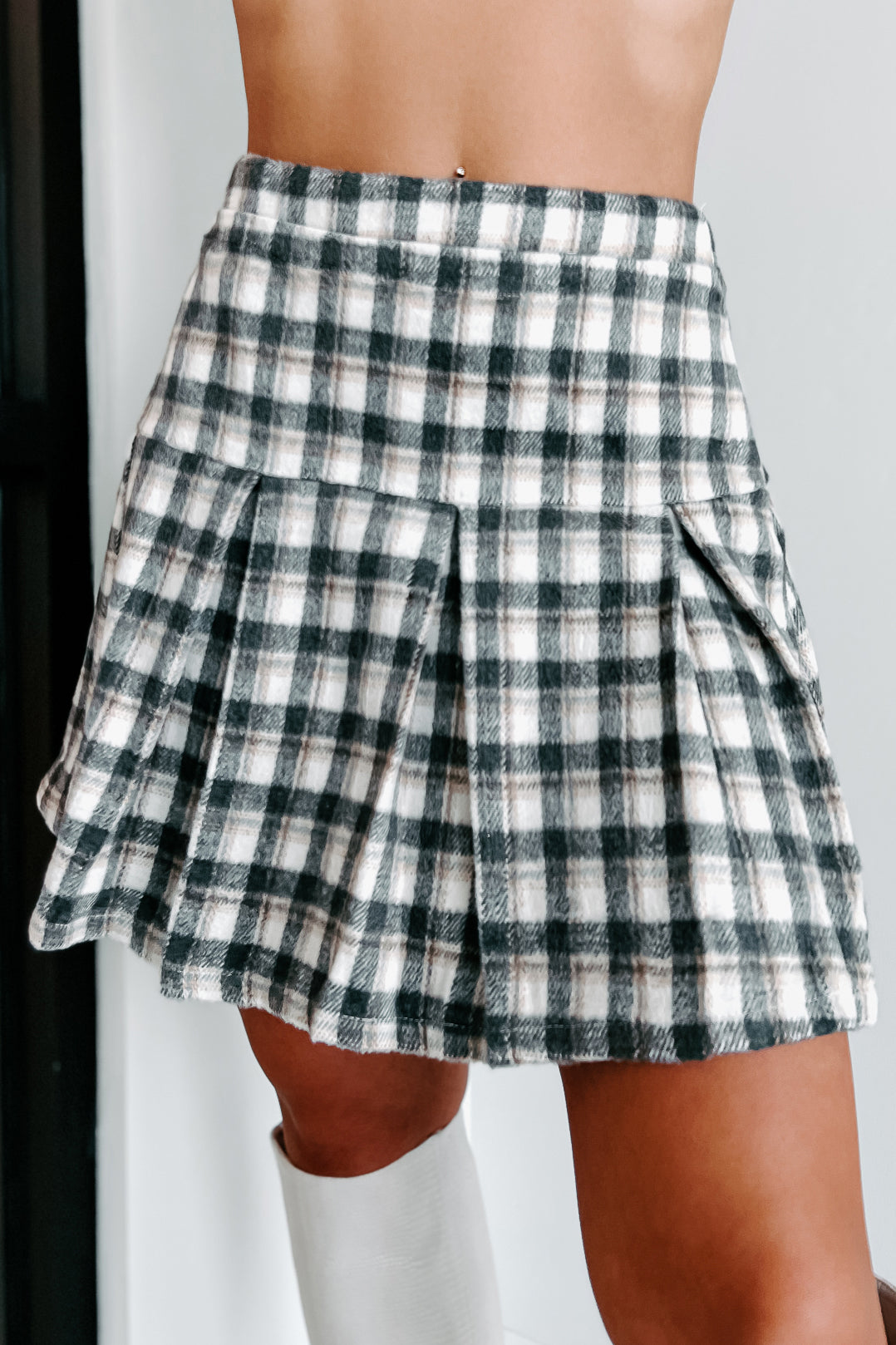 Never A Miss Pleated Plaid Mini Skirt (Cream/Black) - NanaMacs