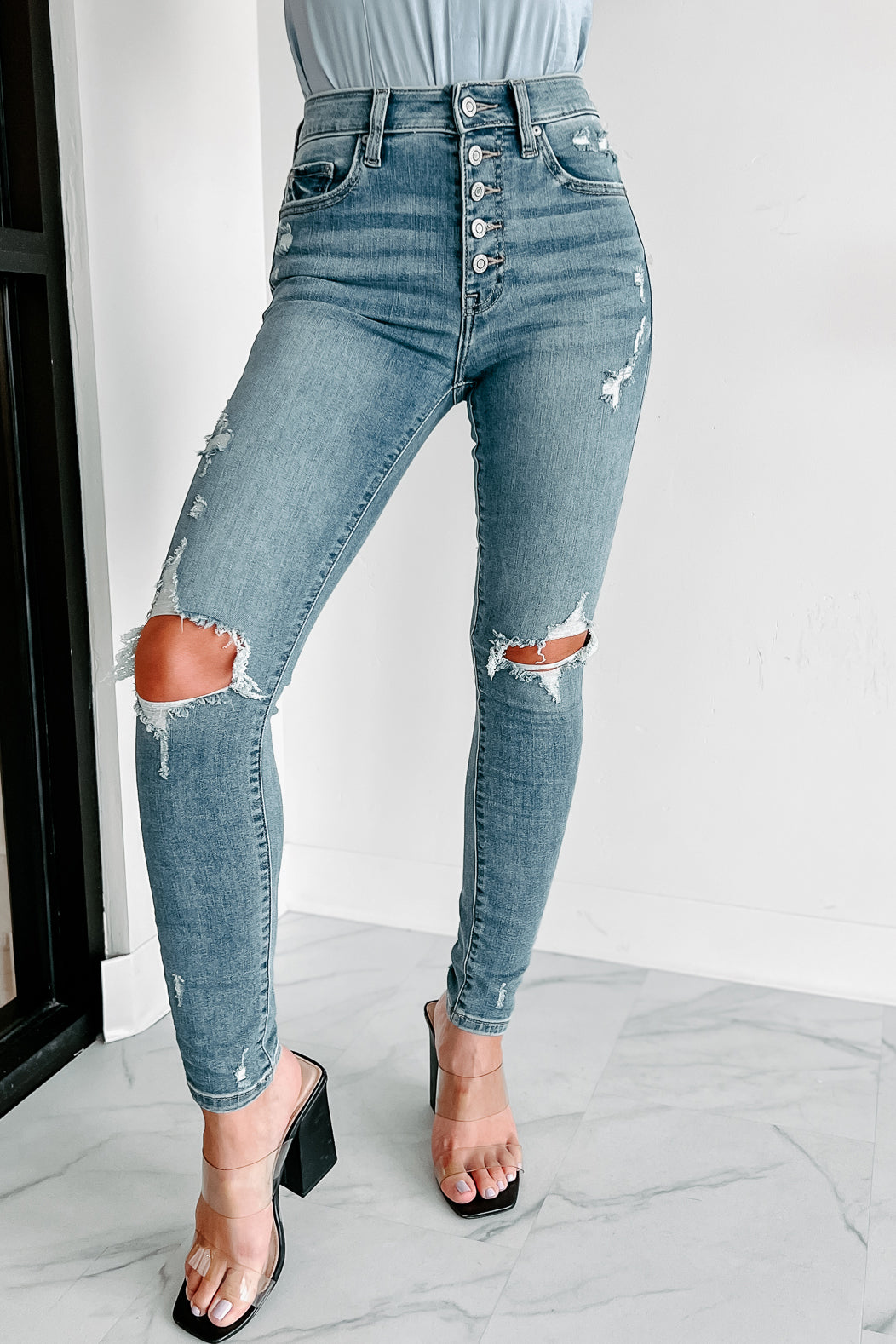 Tonya Rise Button-Fly Distressed Eunina Skinny Jeans (Medium Ligh – NanaMacs