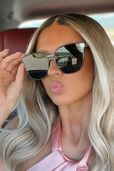 Keep Watching Polarized Tortoise Wayfarer Sunglasses (Tortoise/Black) - NanaMacs