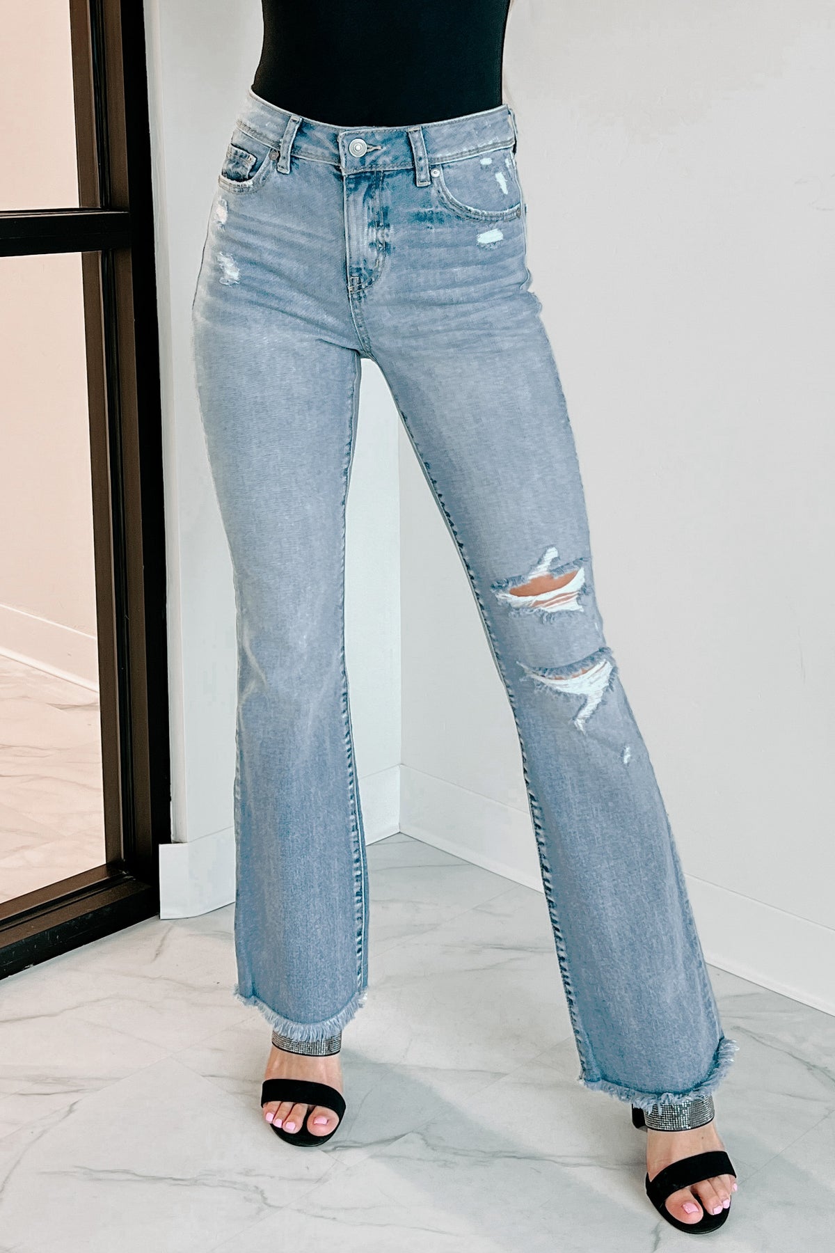 Artsal High Rise Fray Hem Bootcut Jeans (Medium Wash) · NanaMacs