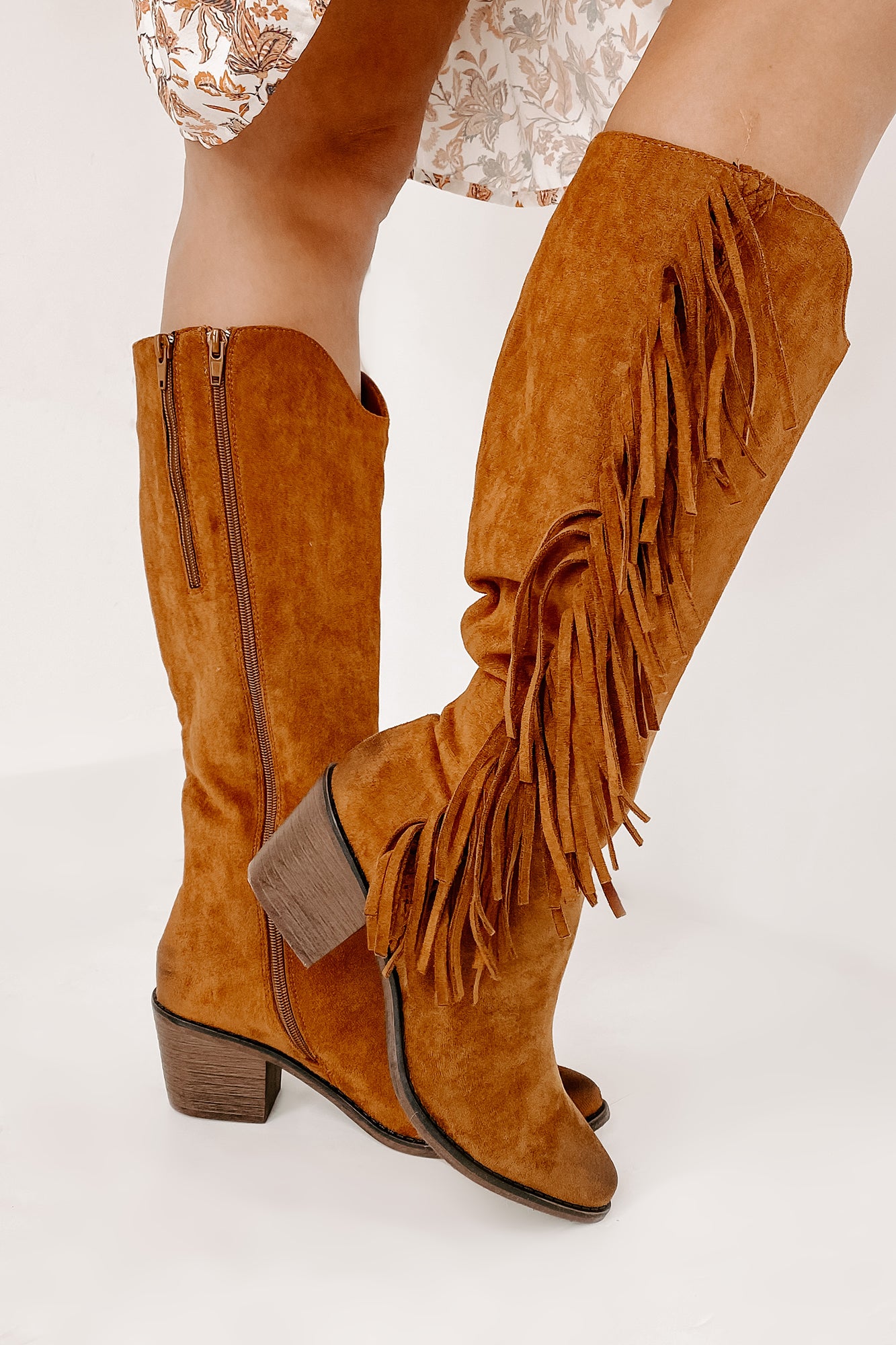 Faux suede hot sale fringe boots