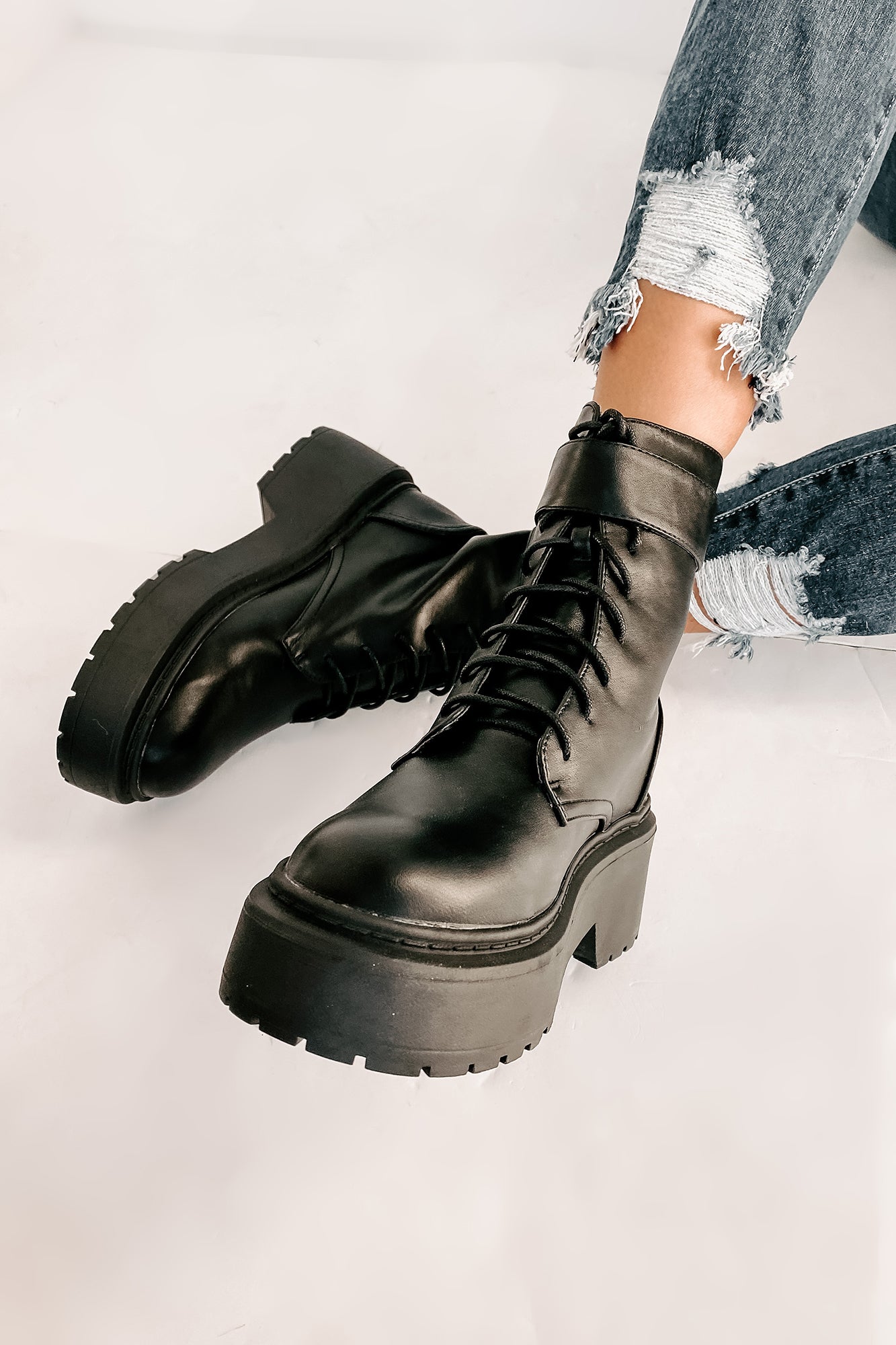 Xanti Lace-Up Platform Boots (Black) - NanaMacs
