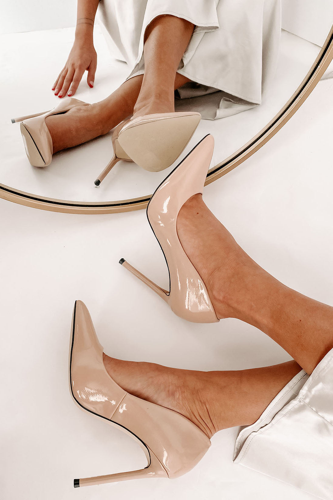 Nude shop patent heels