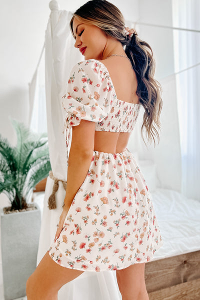 Enchanting Gaze Open Back Floral Mini Dress (Cream Floral) - NanaMacs