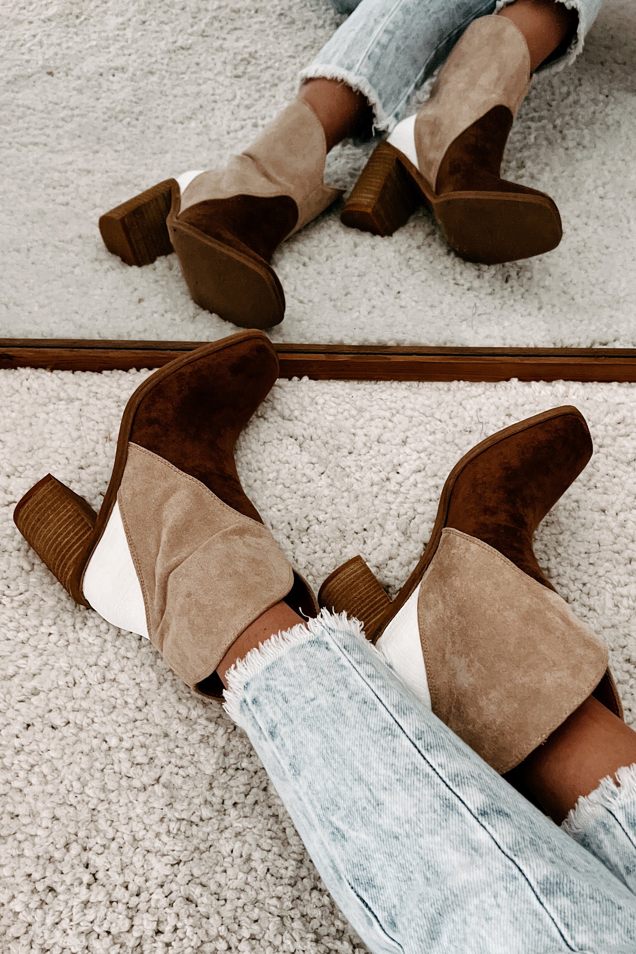 Kendall Tri Tone Booties Chestnut Taupe White