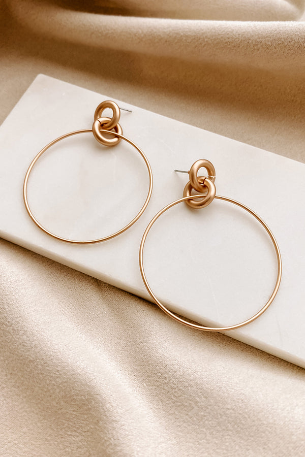 Especially Chic Hoop Earring (Gold) - NanaMacs