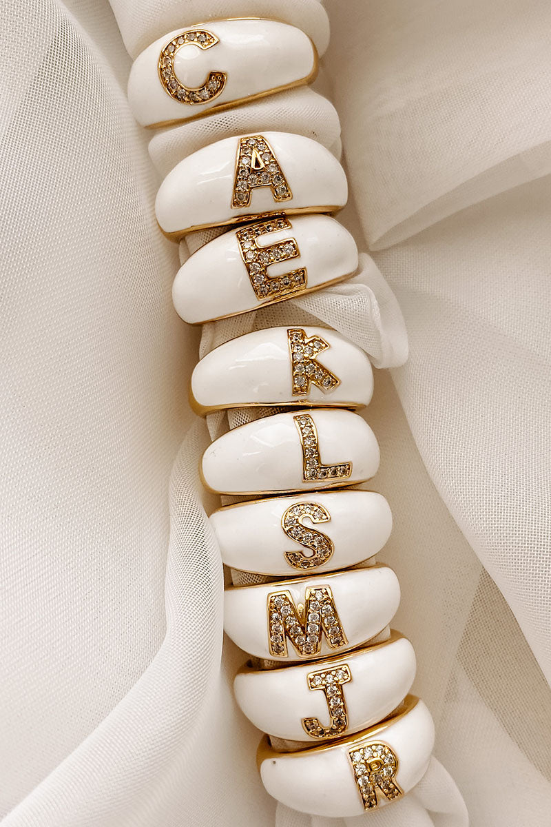 Pointing Fingers Initial Ring (White/Gold) - NanaMacs