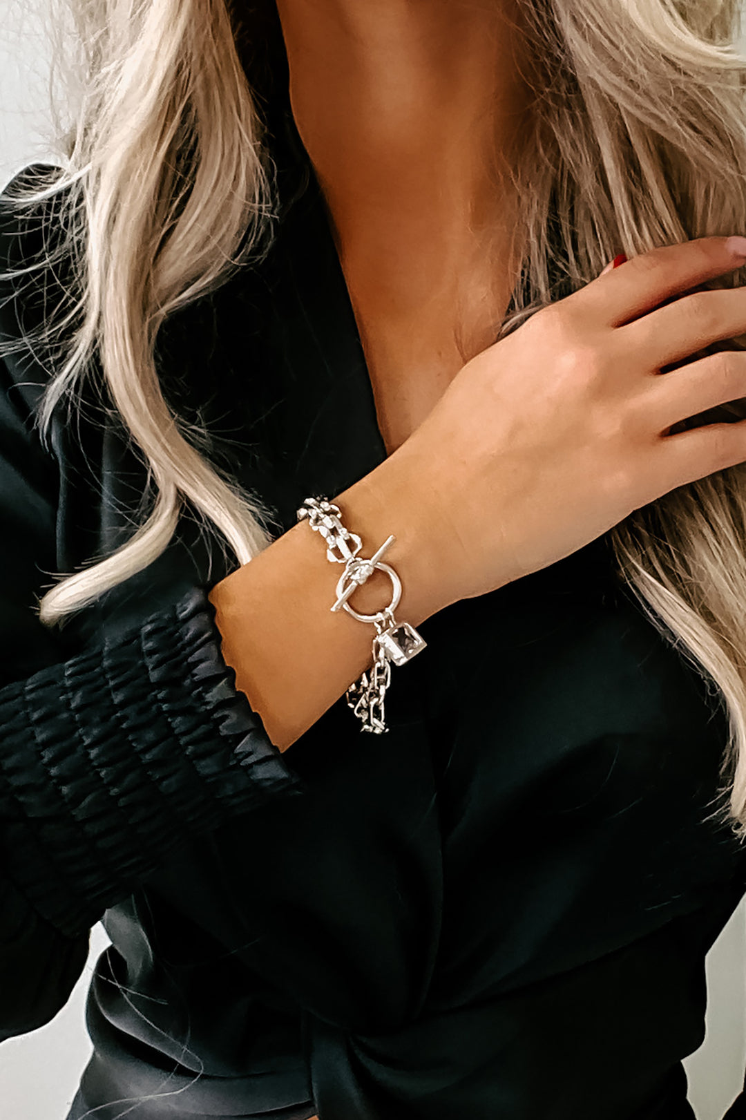 Simply Chic Bracelet (Silver) - NanaMacs