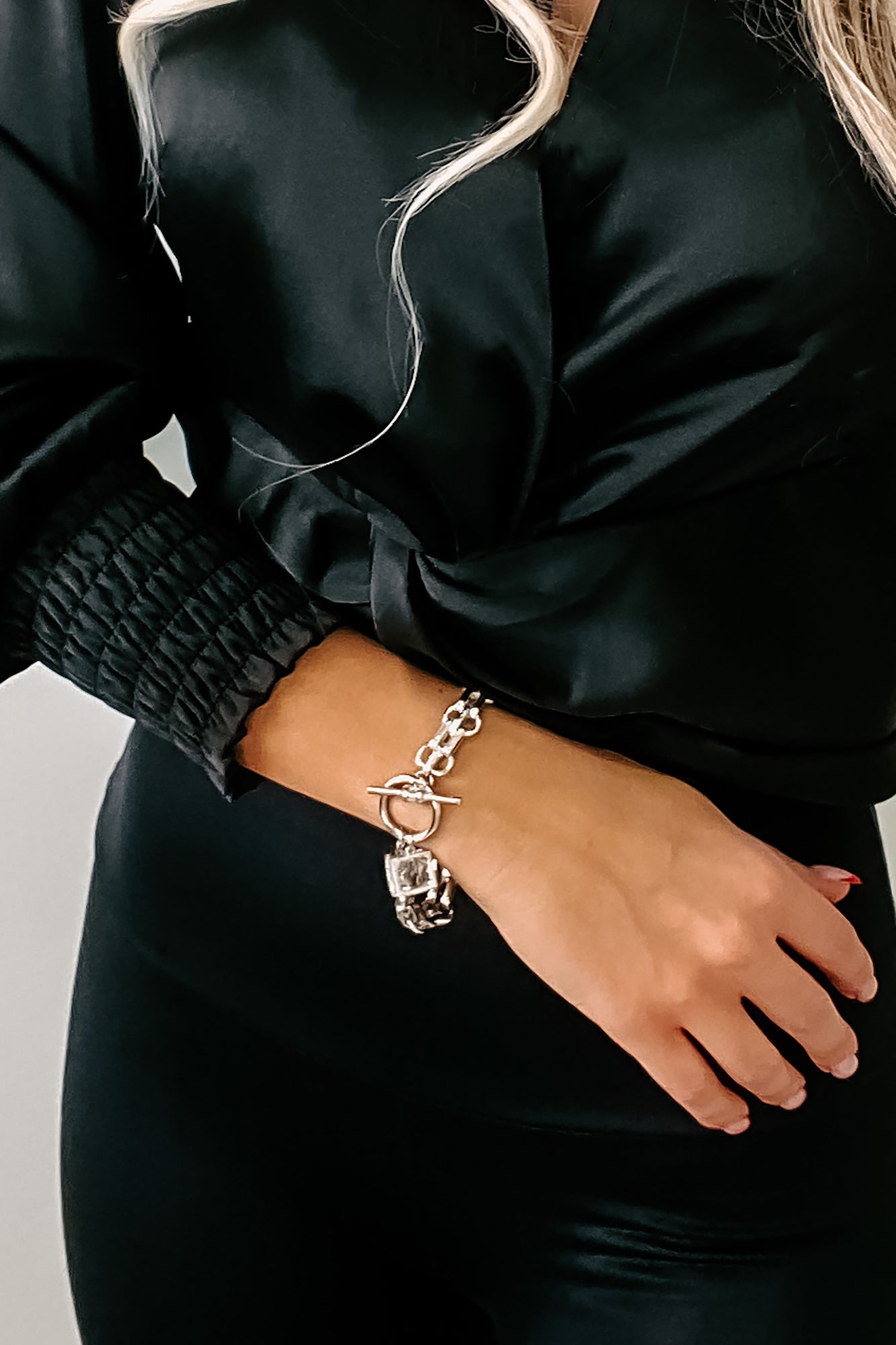 Simply Chic Bracelet (Silver) - NanaMacs