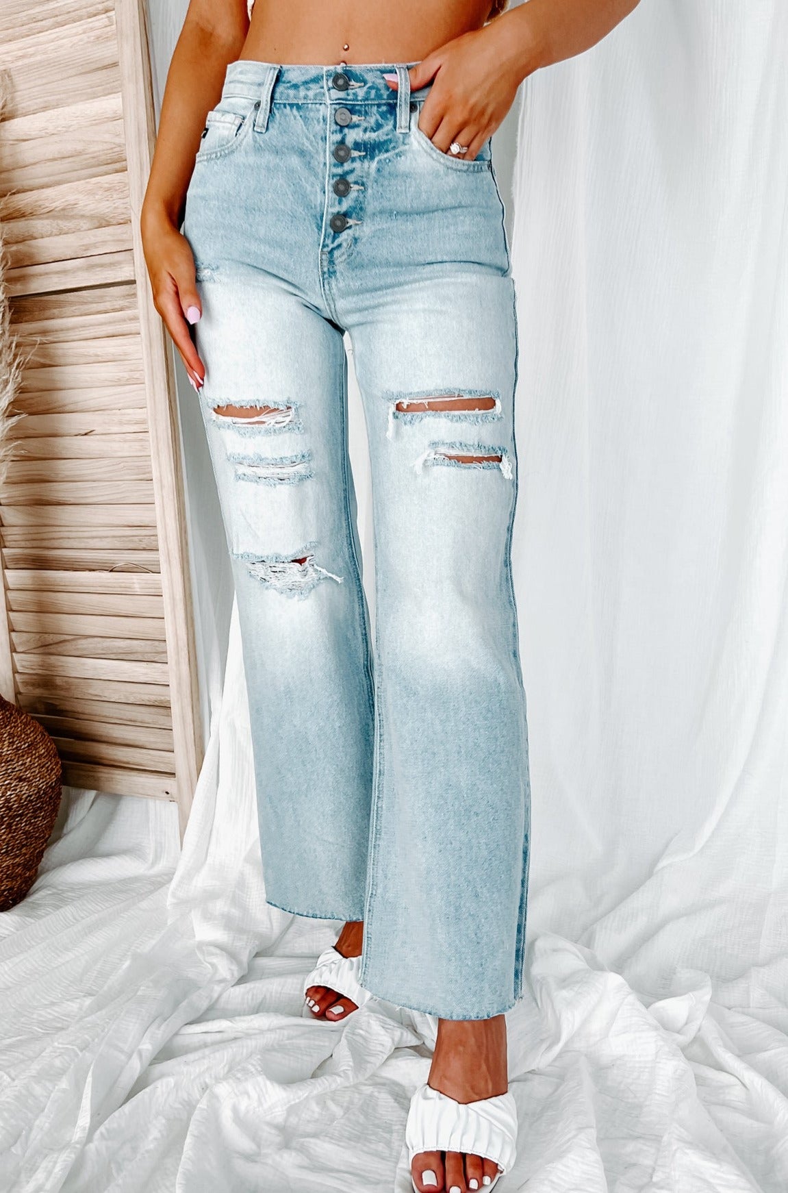 Tony High Rise 90's Kancan Distressed Skater Jeans (Light) - NanaMacs