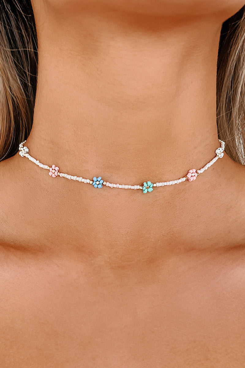 Beauty In The Blooms Beaded Choker Necklace (White/Multi) - NanaMacs