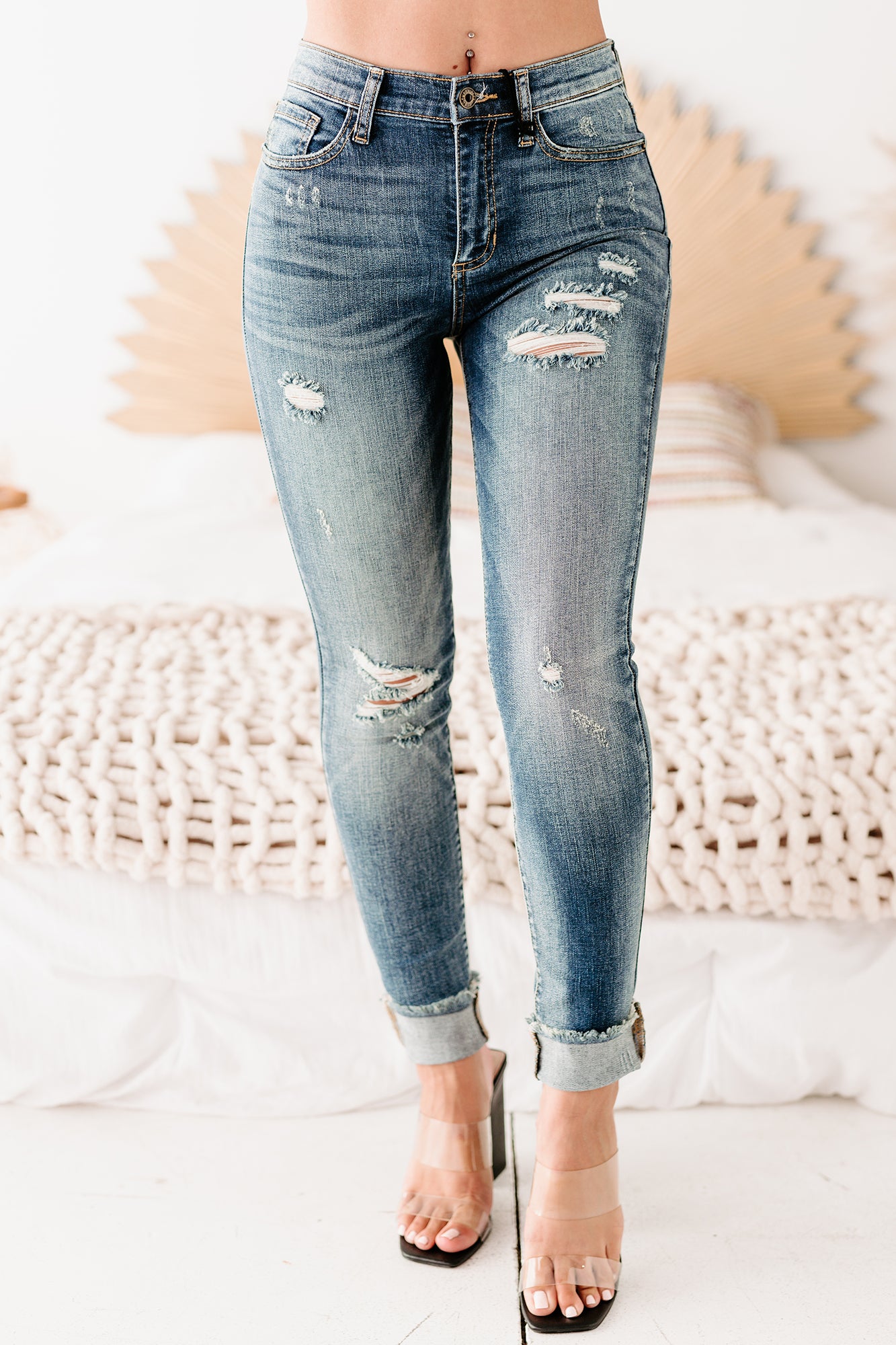 Vintage Distressed Ankle Skinny Jeans