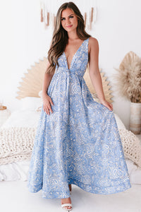 Meaningful Ways Plunging Neck Printed Maxi Dress (White/Blue) - NanaMacs