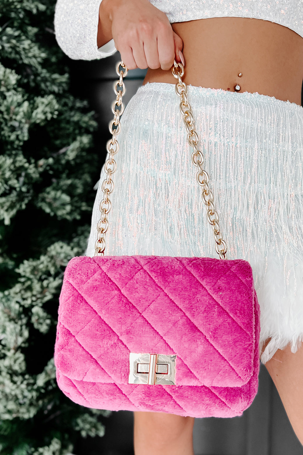 Pretty In The City Quilted Faux Fur Handbag (Magenta)