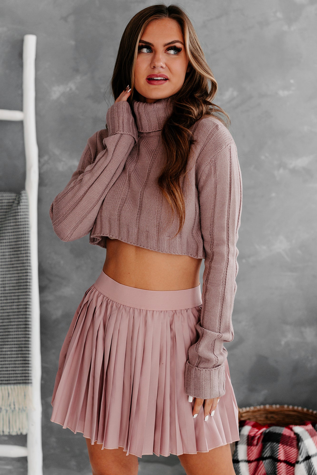 Distracted By You Cropped Turtleneck Sweater (Coco) - NanaMacs