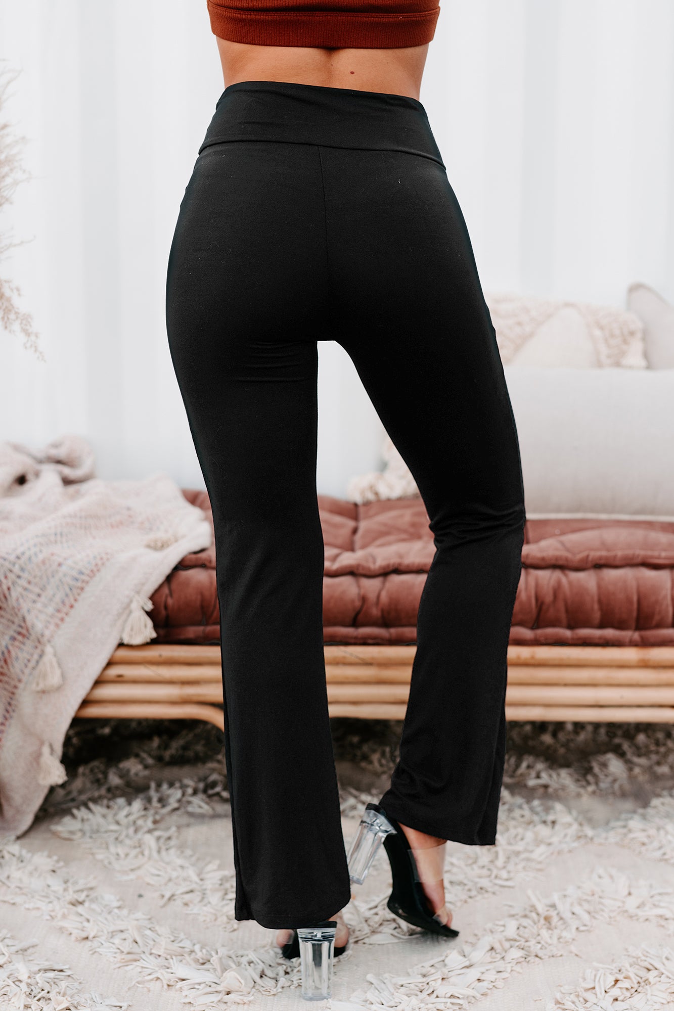 Never Cease To Amaze Yoga Pants (Black) - NanaMacs