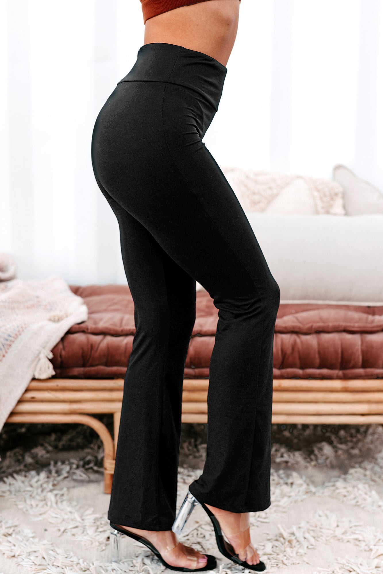 Never Cease To Amaze Yoga Pants (Black) - NanaMacs