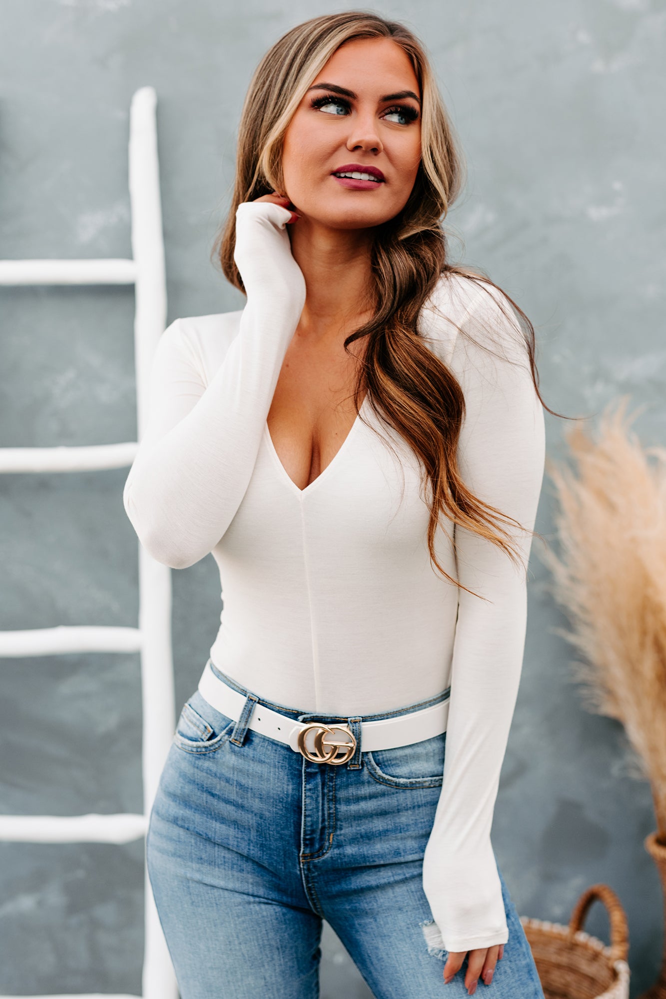 White long shop sleeve bodysuit outfit