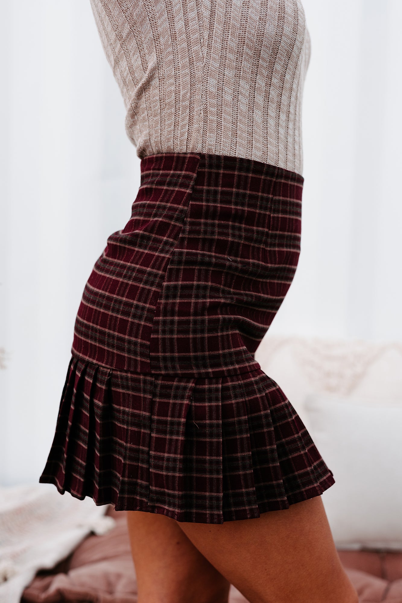 Burgundy plaid hotsell pleated skirt