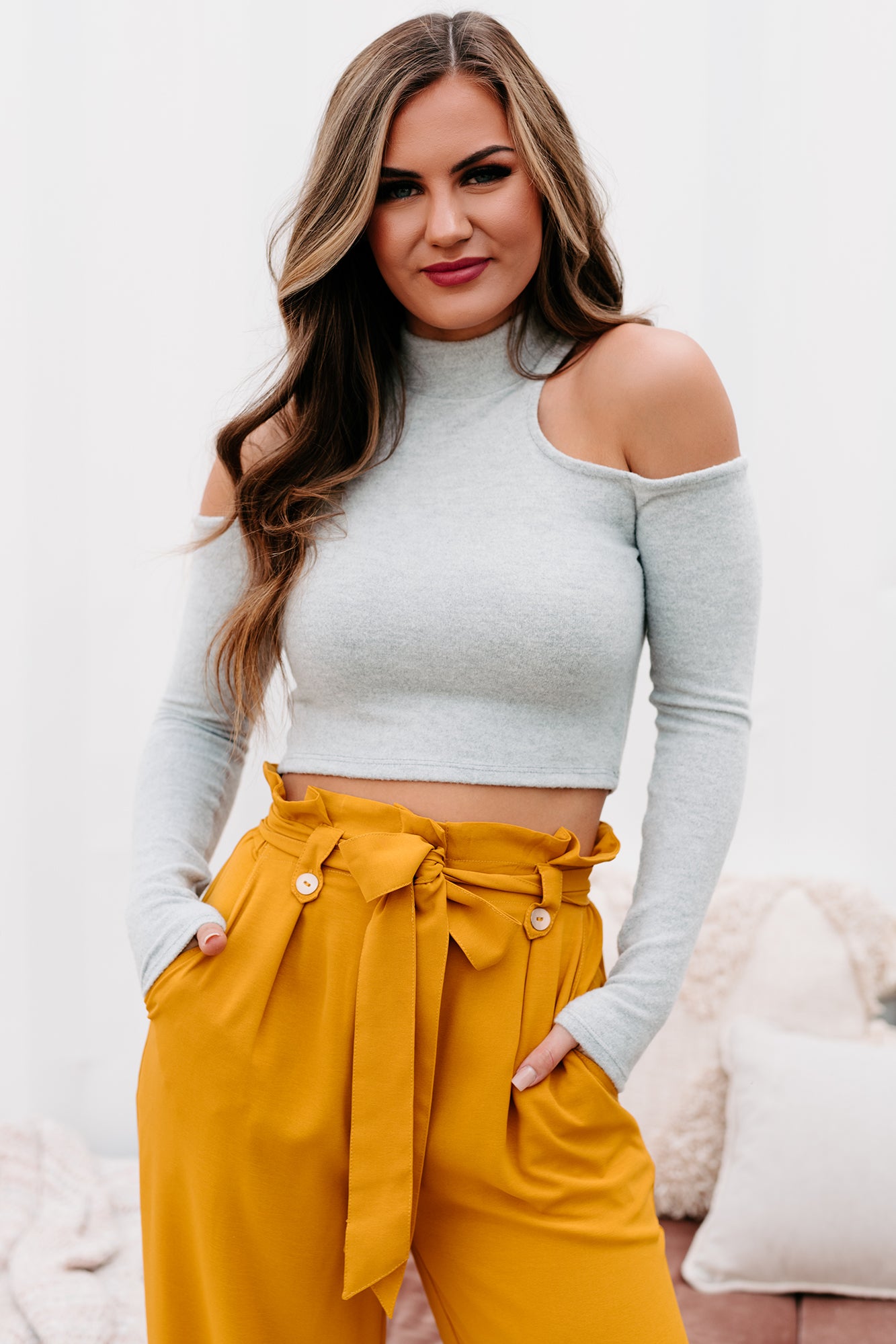 Kodiak Moment Cropped Cold Shoulder Top (Heather Grey) - NanaMacs