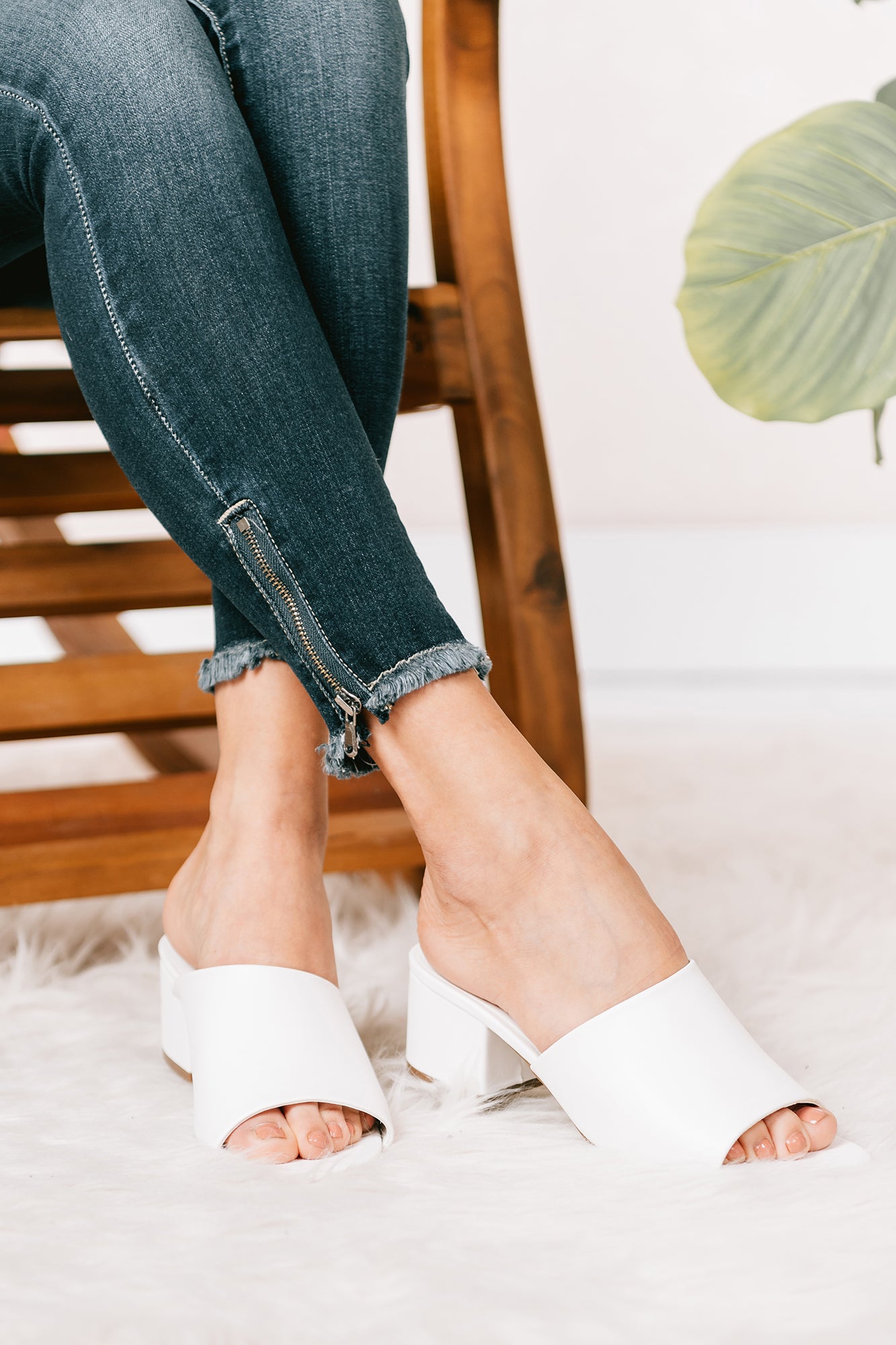 IMPERFECT Clean And Simple Heels (White) - NanaMacs
