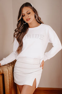 I'm Getting Married "Bride" Crewneck Sweatshirt (White) - NanaMacs