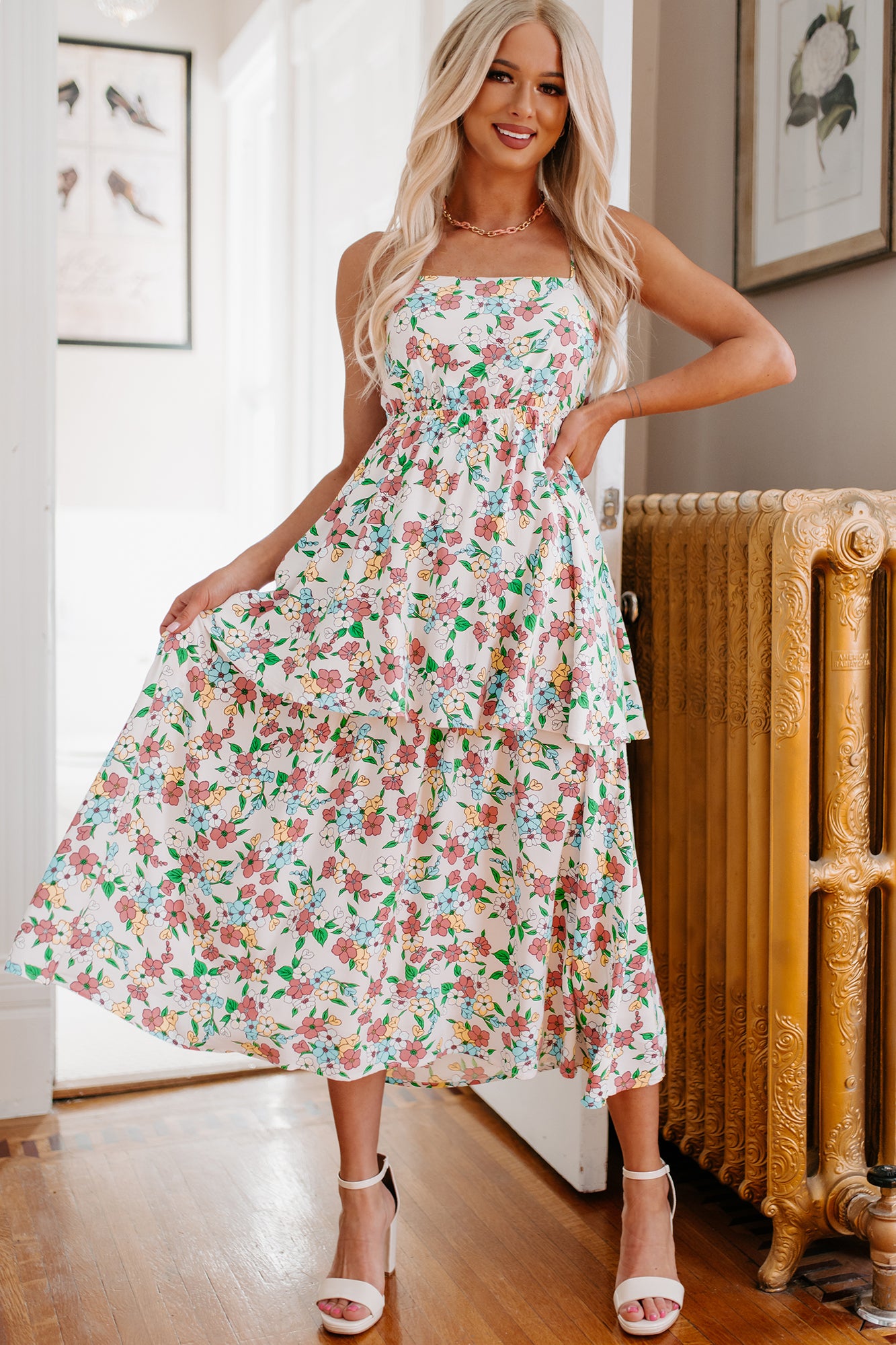 Listicle Women's Flower Fields Tiered Floral Midi Dress in White - Size L Listicle Women's Flower Fields Tiered Floral Midi Dress in White - Size L
