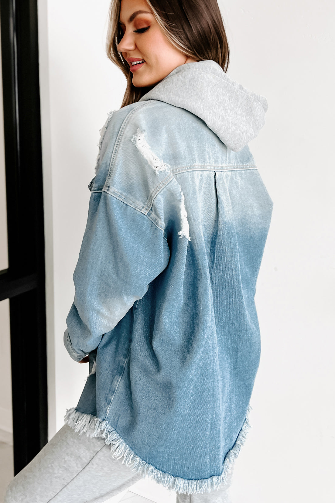 Distressed denim jacket hot sale with fur