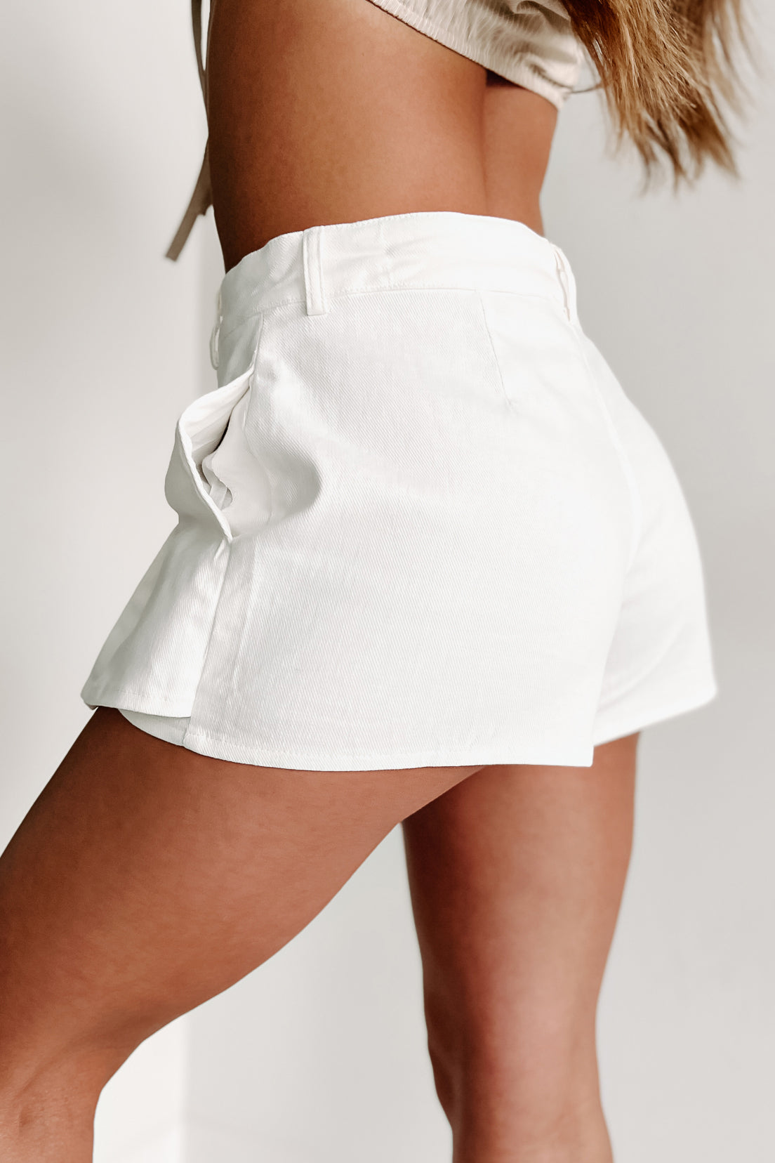 Keep My Attention Mid Rise Pleated Skort (White) - NanaMacs
