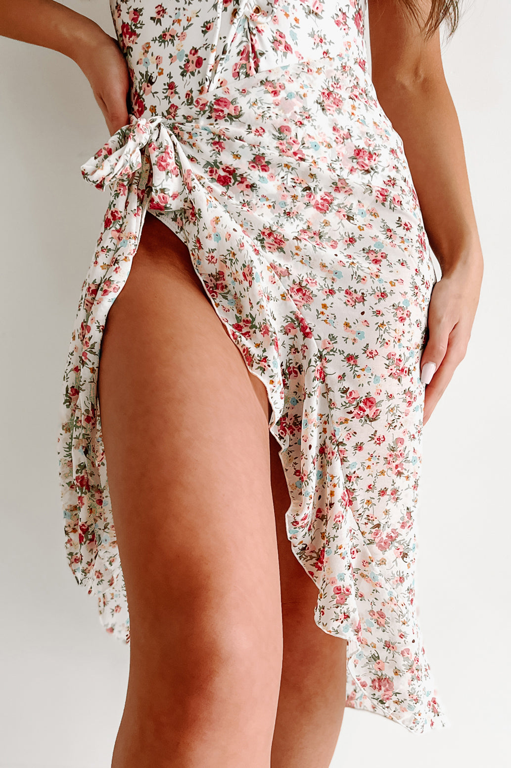 Better By The Water Floral Chiffon Sarong Wrap (Off White) - NanaMacs